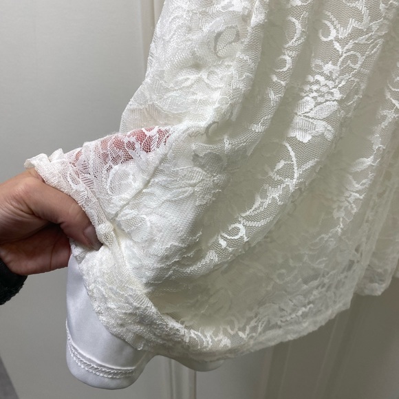 Lace Dress - Picture 4 of 4